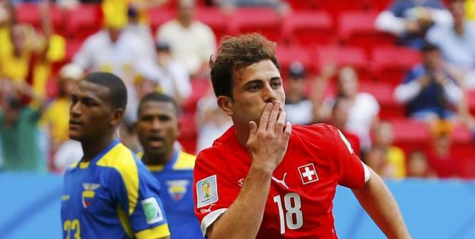 Résumé et buts : Suisse 2-1 Équateur