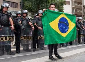 São Paulo : Les grèves continuent