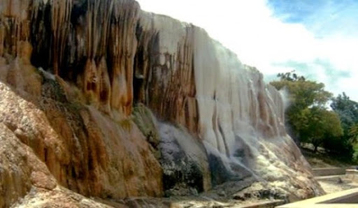 Tourisme thermal : 15 projets de stations thermales privées en cours de réalisation (ministre)