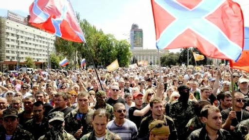 Ukraine: l&rsquo;UE appelle Moscou à appliquer le plan de paix de Porochenko, les séparatistes le rejettent