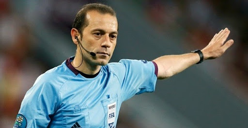 Un arbitre turc pour Algérie-Russie