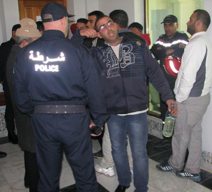 Une femme s’immole avec ses deux enfants à Tiaret