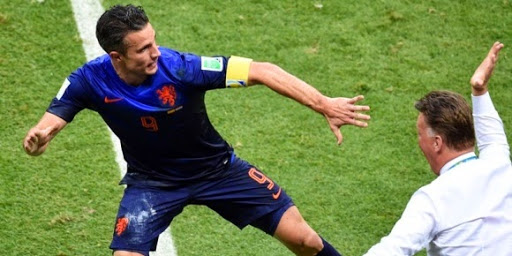 van Persie : « Le chemin est long »