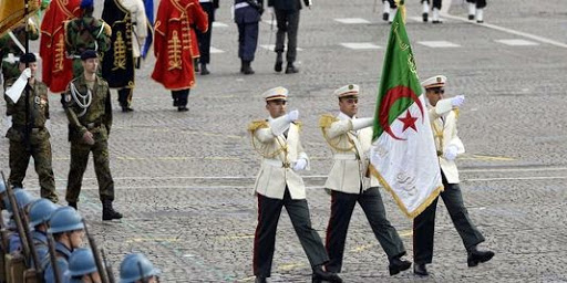 Bouteflika salue la présence de l&rsquo;Algérie aux cérémonies du 14-Juillet