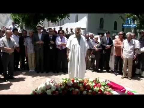 cérémonie d’enterrement du moudjahid mohamed mechati au cimetière de sidi abdelllah