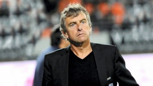 EN – Christian Gourcuff « La sélection algérienne a besoin d’un autre attaquant en pointe »