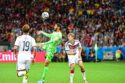 EN : Le «moudjahid» Halliche bat le record détenu par Guendouz