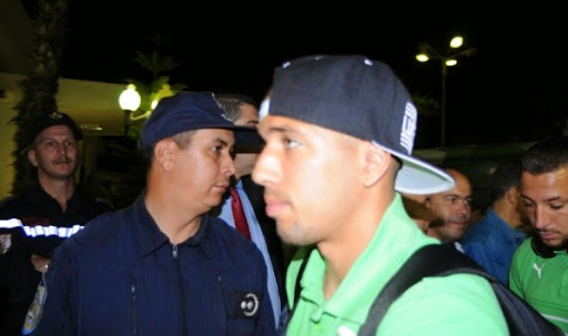 EN : Les héros aujourd’hui au pays