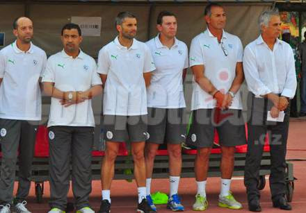 EN : Voilà pourquoi seul Boli pourrait rester