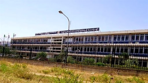 ENIEM : déstockage des déchets spéciaux accumulés dans la zone industrielle d’Oued Aïssi