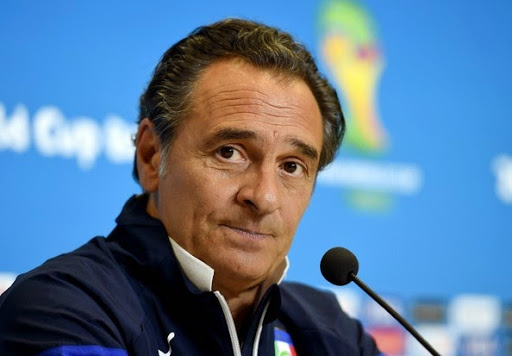 Italie: Prandelli menacé de mort