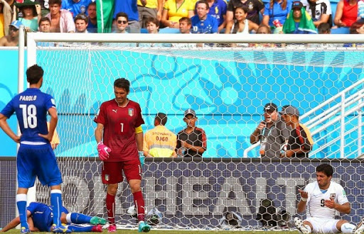 La morsure de Suarez commercialisée en Chine !