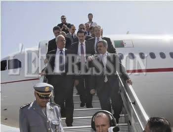 Le dernier avion est arrivé hier du brésil : Trois ministres pour accueillir les supporters