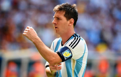 Le sélectionneur du Mexique allume Messi