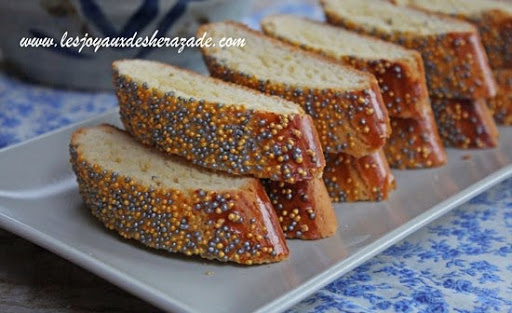 Les croquets, gâteau algérien sec