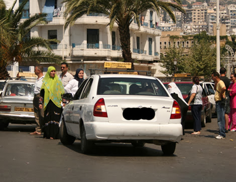 Mesaventure du ramadhan Il allégeait les chauffeurs de taxi de leur portable