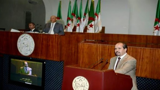 Plus de 8.500 aides financières pour la construction de mosquées durant la dernière décennie (ministre)