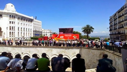 Ramadhan à Alger: Après la coupe du Monde, les veillées nocturnes se poursuivent à la Grande Poste