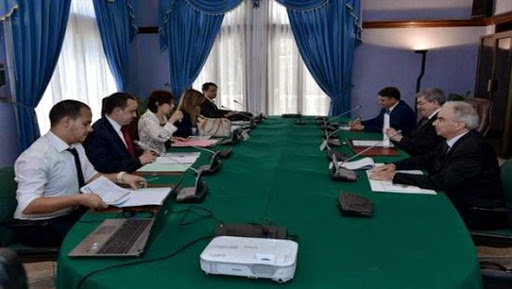 Révision de la constitution: 114 rencontres et une trentaine de contributions écrites (Présidence de la république)