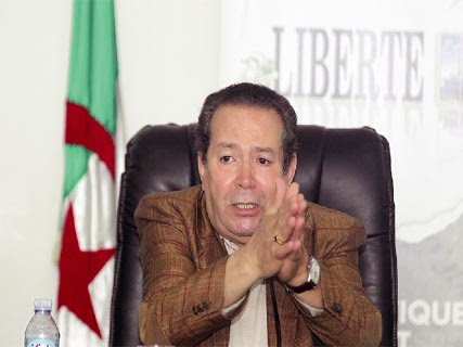 Slimane Benaïssa au forum de “Liberté” : “Il faut organiser le pays dans le respect de chacun”