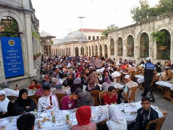 Turkish airlines fait découvrir le ramadhan turc à des journalistes : Un jour de jeûne sur le bosphore