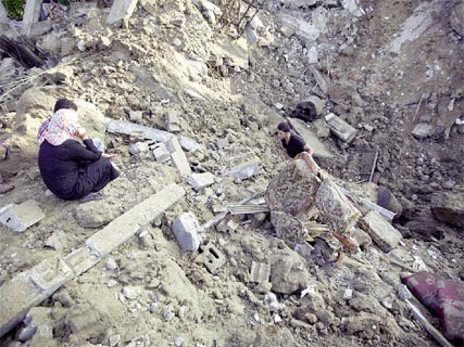 Une femme de 78 ans blessée : Un vieux dépôt s&rsquo;effondre sur les passants (Alger)