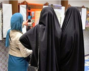 Agressions répétées contre les femmes voilées : Lorsque la bêtise se conjugue à l&rsquo;intolérance