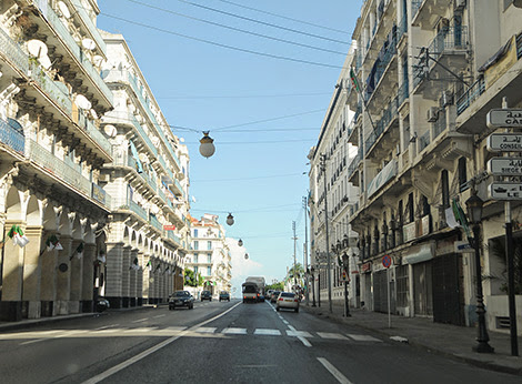 Alger étouffe, projet de nouvelle capitale