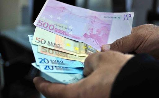 Allocation de change touristique, Les frais varient entre 100 et 1100 DA