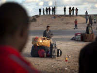 Des milliers de réfugiés affluent à sa frontière : La Tunisie face à une crise humanitaire