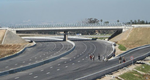 Equipement de l’autoroute Est-Ouest: appel d’offres pour l’élaboration des études d’exécution