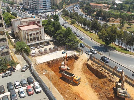Ils dénoncent le “squat” d’un terrain de leur cité pour y construire des tours : Les résidents des Sources en appellent à Bouteflika