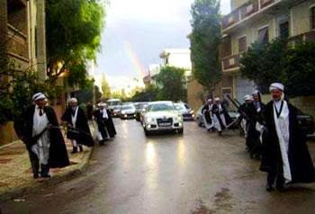 La fête est célébrée de différentes façons dans chaque région du pays : Mariages d’algérie