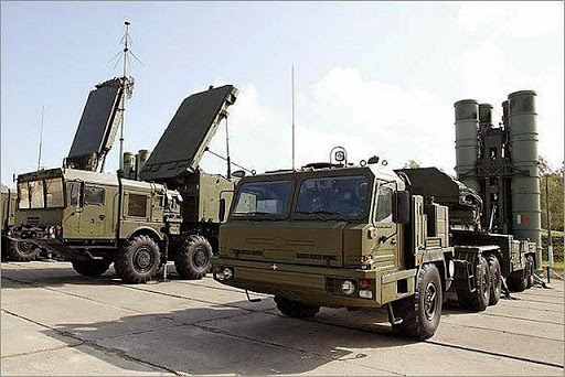 L’Algérie se dote du nec plus ultra de la défense anti-aérienne, le S400