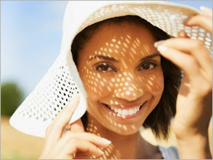 Le soleil est-il bon ou mauvais en cas d’acné ?