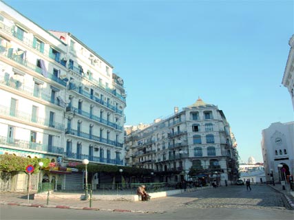 Secousse tellurique de magnitude 5.6 à Alger 6 morts et 420 Blessés