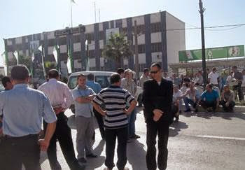 Siège de la wilaya assiégé et route nationale fermée : Béjaïa crie sa colère