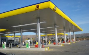 Sur la route de l’extrême ouest de l’Algérie, Marsa Ben-M’hidi – cherté des produits de consommation et pression sur le carburant