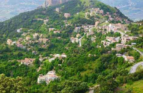 Tizi-Ouzou: virée dans les maquis de Sidi Ali Bounab