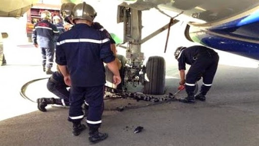 Un avion de Tassili Airlines bloqué sur la piste de l’aéroport de Sétif : les passagers transportés à partir de Constantine