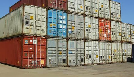 Une société fantôme se débarrasse de 100 conteneurs