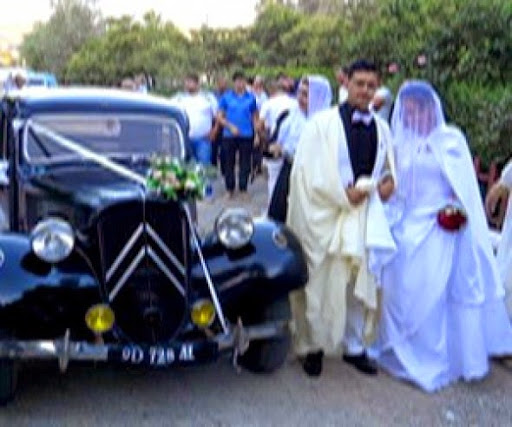 Voitures de collection pour les cortèges de mariage à Constantine : les mariés rivalisent d’imagination