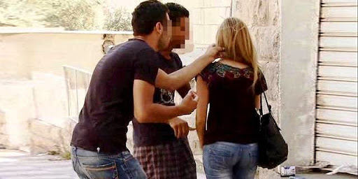 6 mois à 2 ans de prison pour les atteintes à la dignité de la femme dans les lieux publics, Les ultra machos avertis !