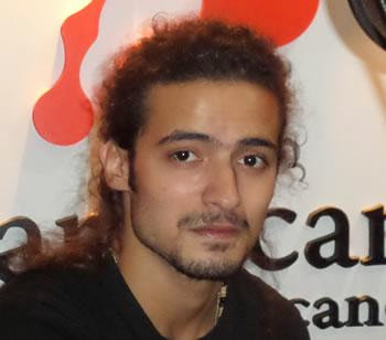 Ali l’bandi enregistre au studio sarbacane : Un jeune talent en herbe!