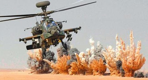 ANP : Des hélicoptères bombardent un 4X4 aux frontières avec le Mali