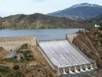 Béjaïa : L&rsquo;eau ne coule plus du barrage tichy-haf
