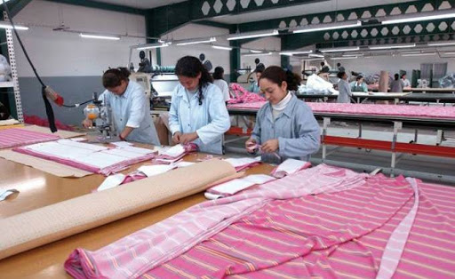 Industrie, Le secteur textile toujours à la traîne