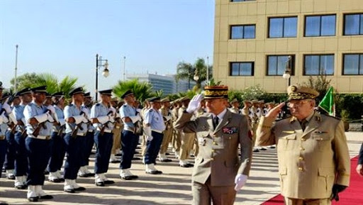 Le général de corps d’Armée Ahmed Gaïd Salah reçoit le chef d’état-major des Armées françaises