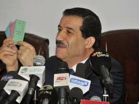 le ministre des transports, amar ghoul, hier au forum de “liberté” : “Air Algérie sera passée au crible”