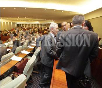 Les instances de l’assemblée installées hier : Pagaille à l’apn
